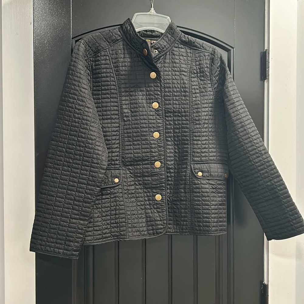 Large Sportelle quilted jacket with snap closure